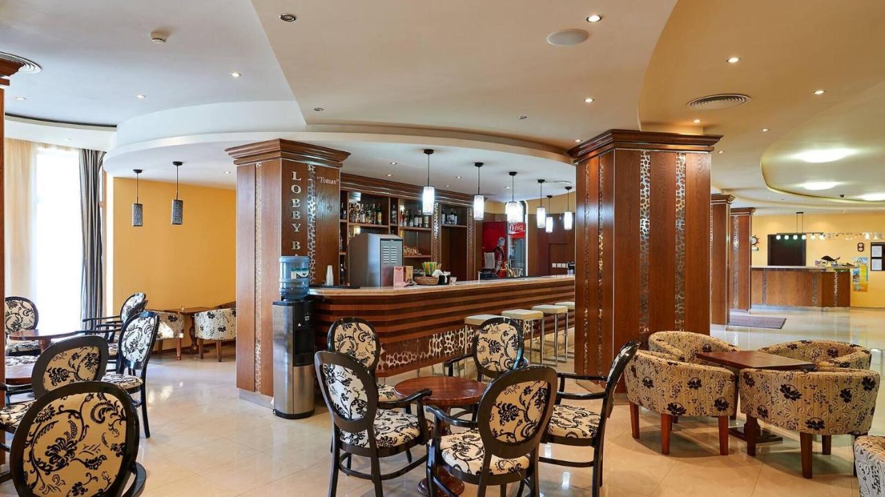 לוזנטס Oasis Del Mare Beach Front Hotel מראה חיצוני תמונה