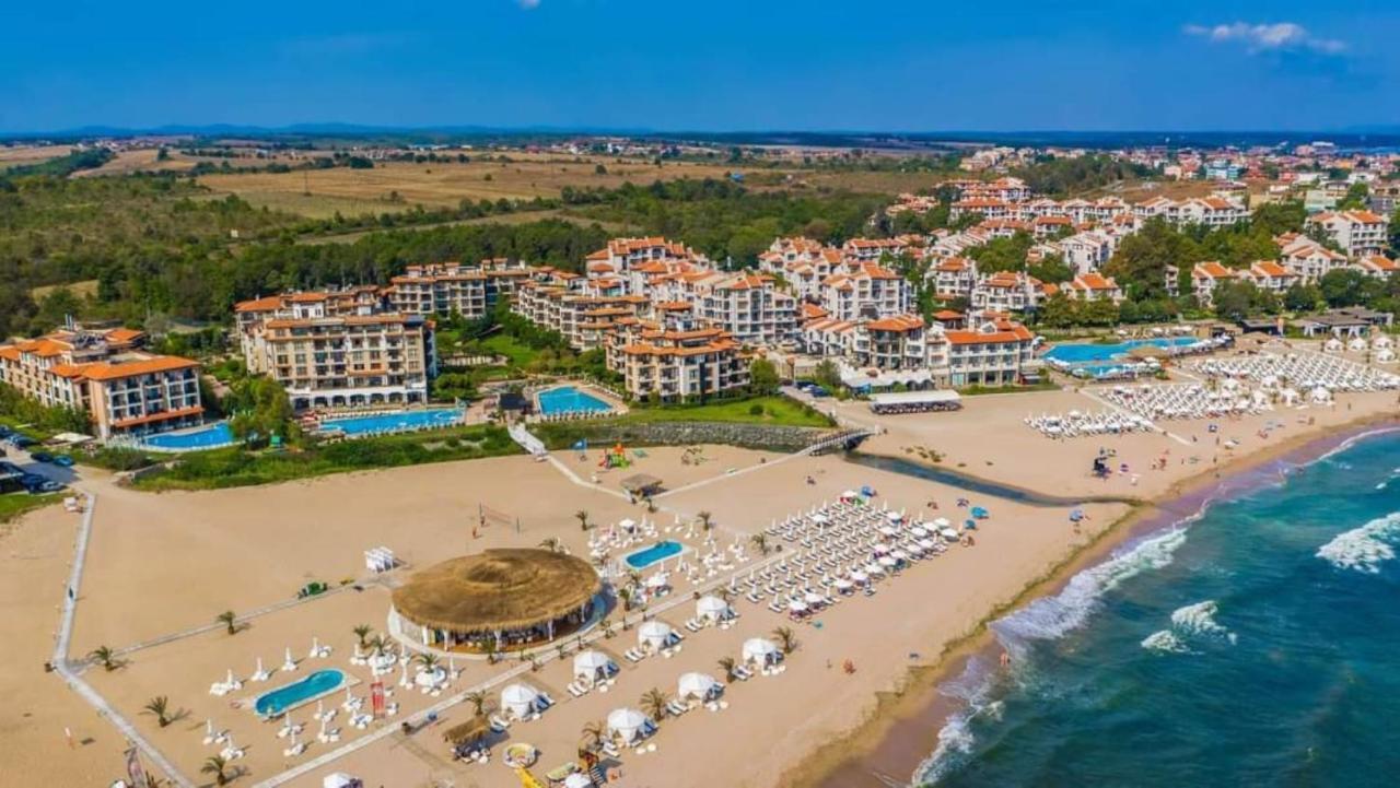 לוזנטס Oasis Del Mare Beach Front Hotel מראה חיצוני תמונה