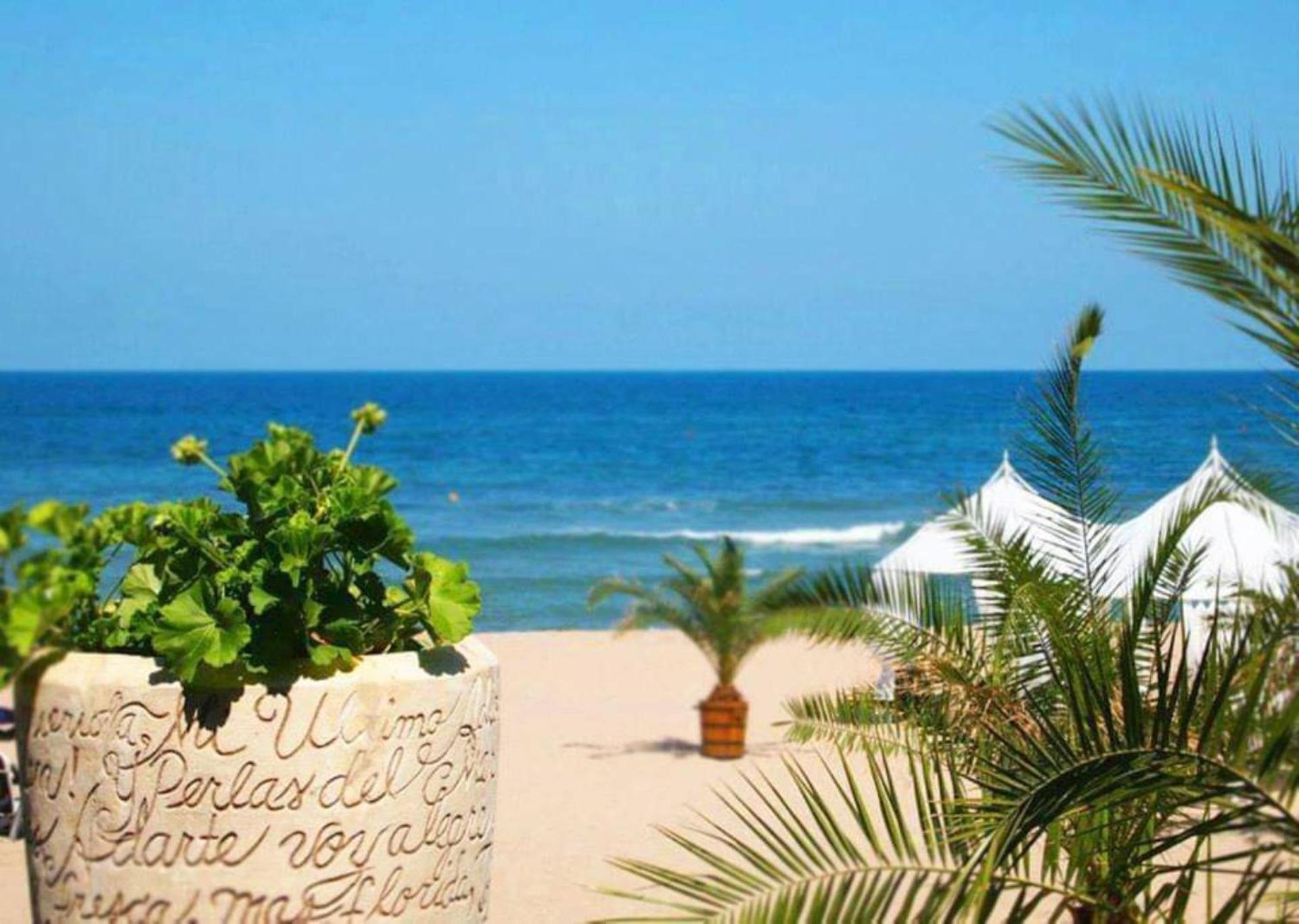 לוזנטס Oasis Del Mare Beach Front Hotel מראה חיצוני תמונה