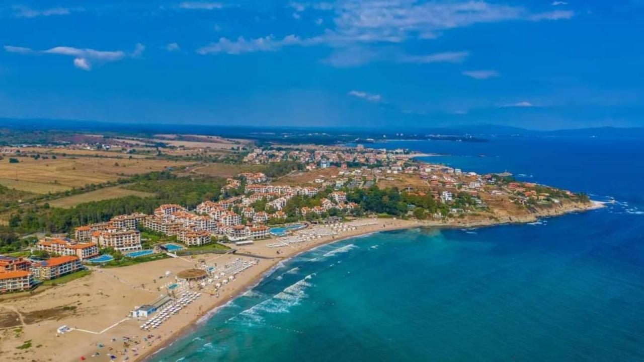 לוזנטס Oasis Del Mare Beach Front Hotel מראה חיצוני תמונה