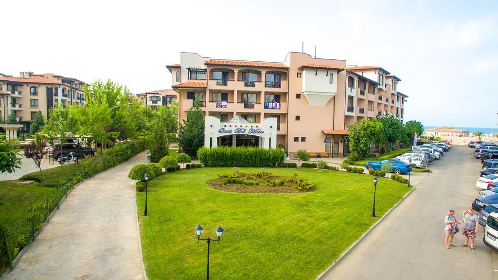 לוזנטס Oasis Del Mare Beach Front Hotel מראה חיצוני תמונה