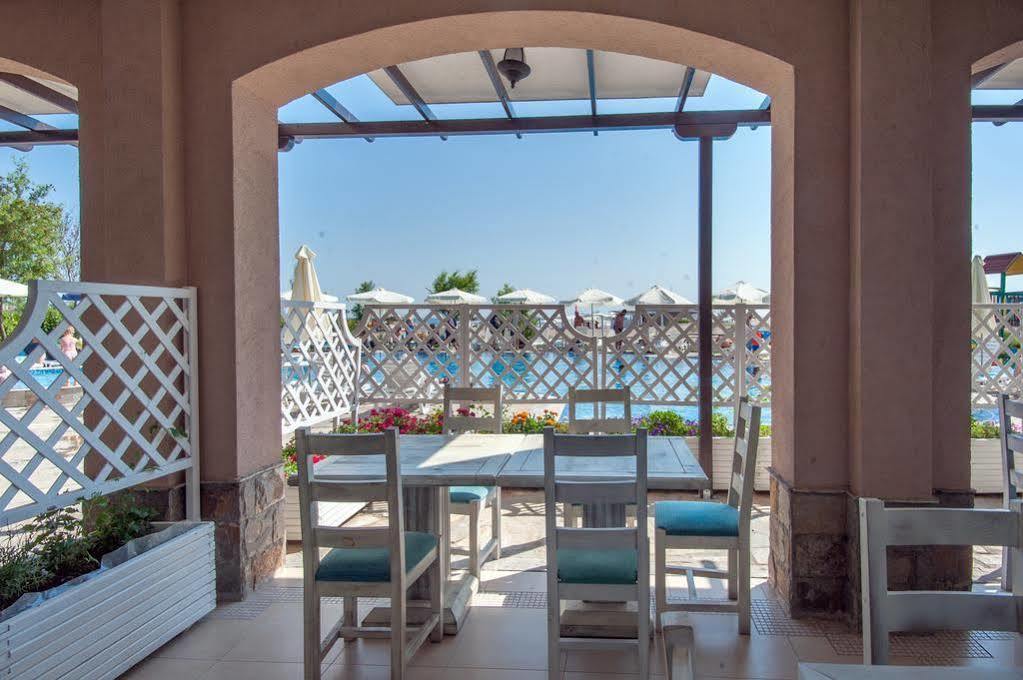 לוזנטס Oasis Del Mare Beach Front Hotel מראה חיצוני תמונה