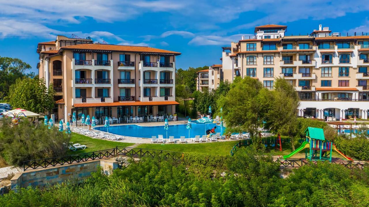 לוזנטס Oasis Del Mare Beach Front Hotel מראה חיצוני תמונה